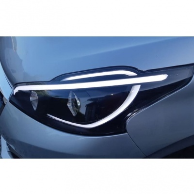 Peugeot 208 LTI LED-Scheinwerfer sehen GTI Xenon - Schwarz -   aus
